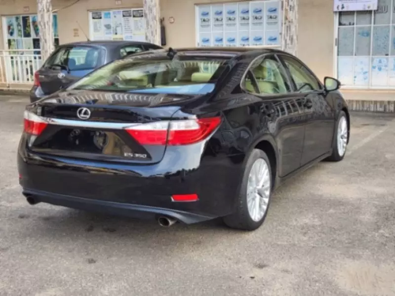 Lexus ES 350