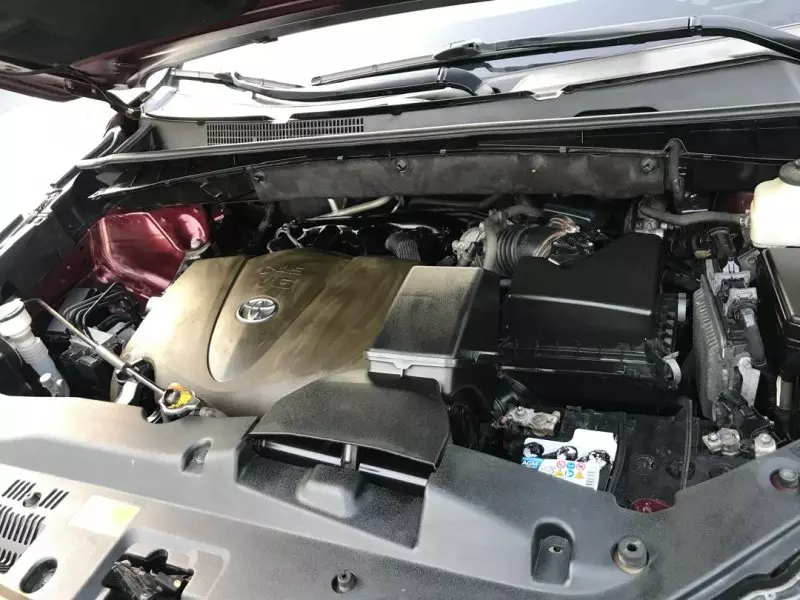 Toyota Highlander   - 2017