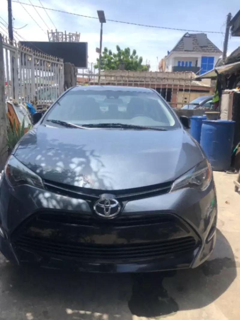 Toyota Corolla   - 2017