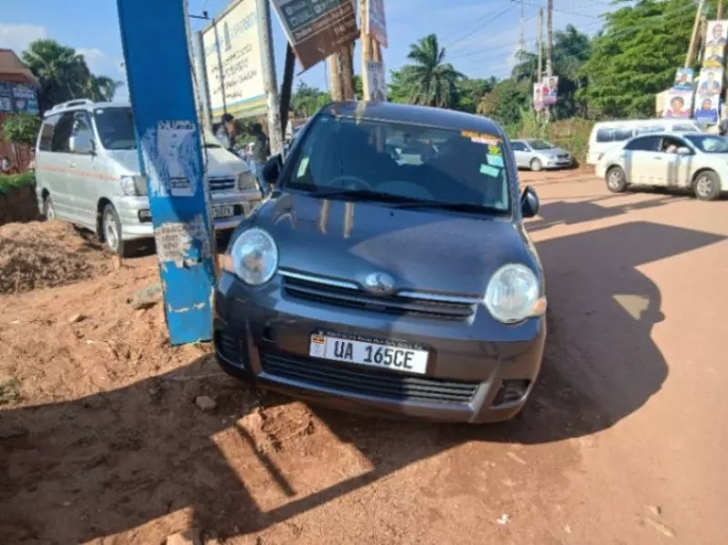 Toyota Sienta   - 2010