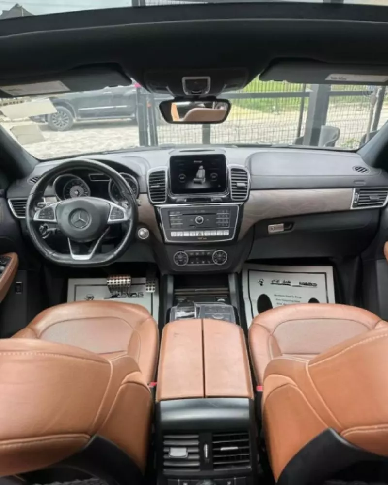 Mercedes-Benz GLE 43 AMG   - 2016