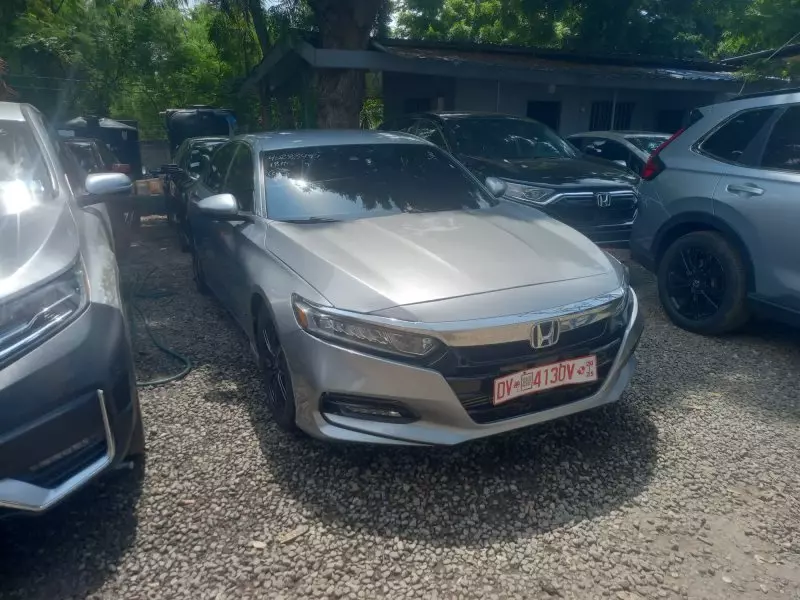 Honda Accord   - 2018