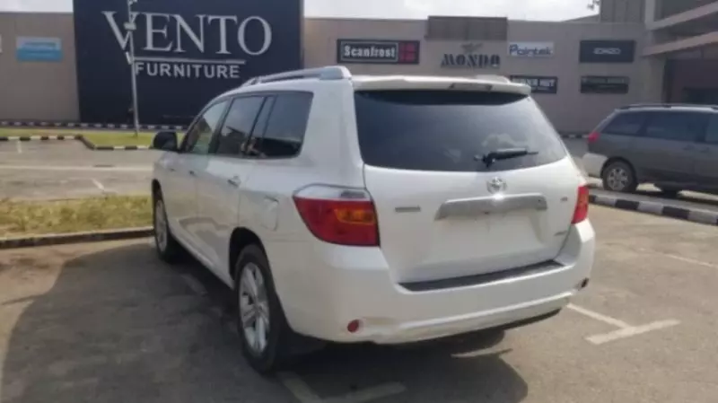 Toyota Highlander   - 2008