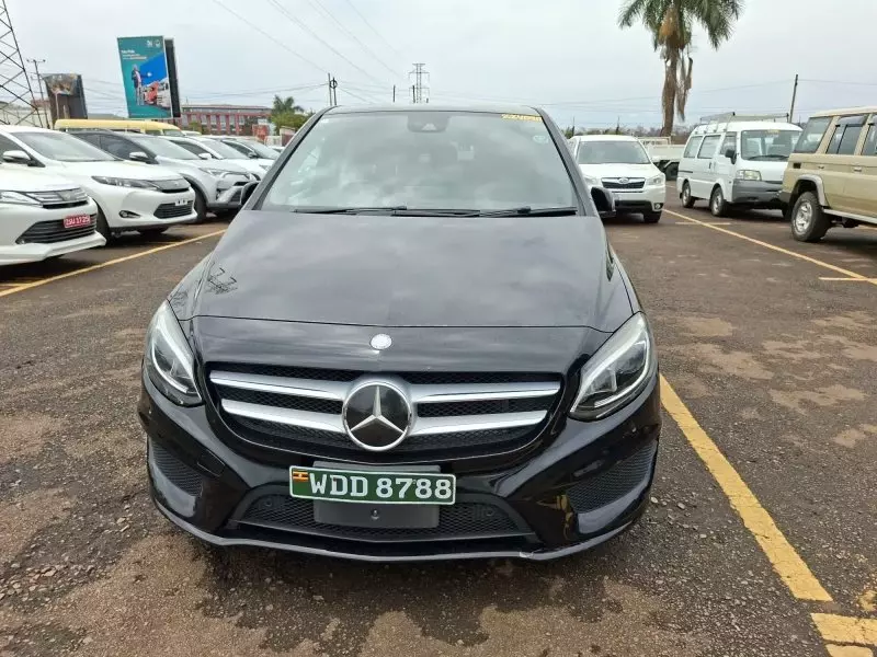 Mercedes-Benz B 250