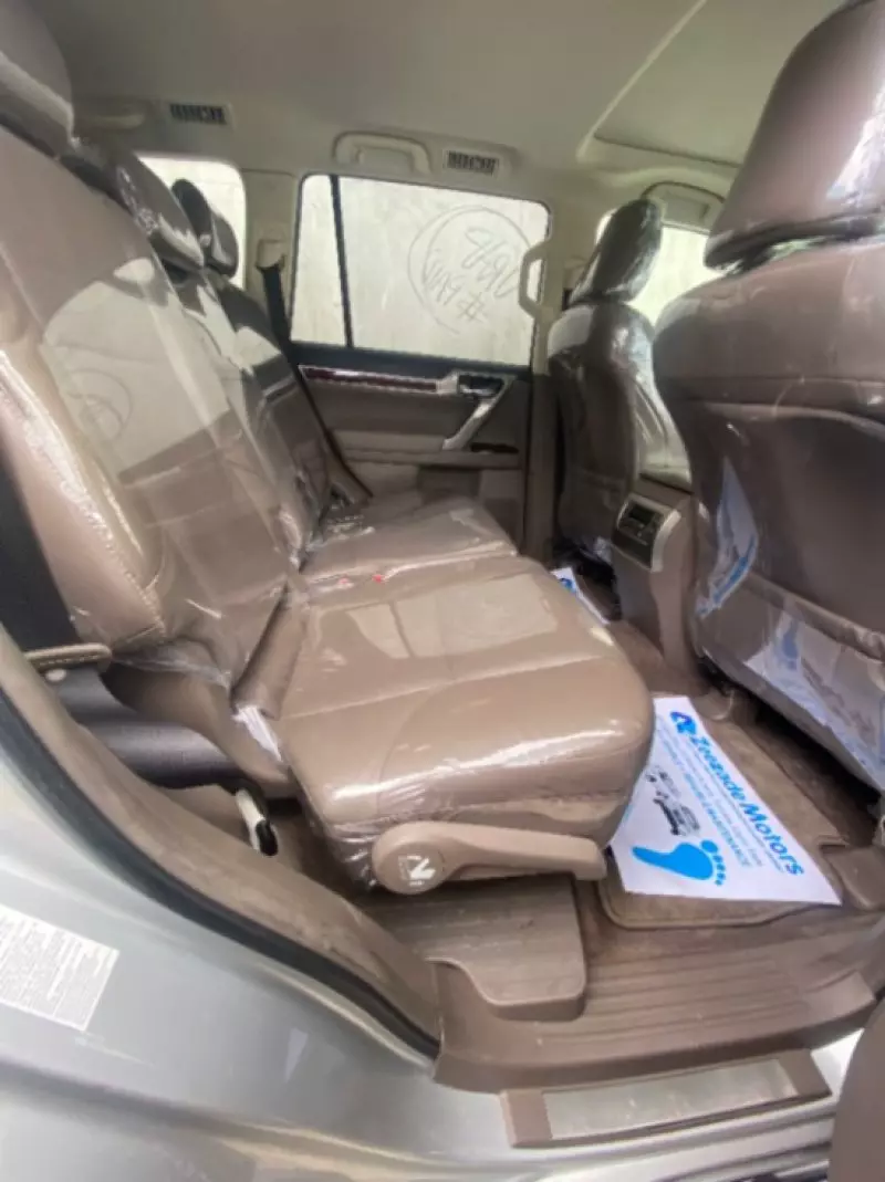 Lexus GX 460   - 2016