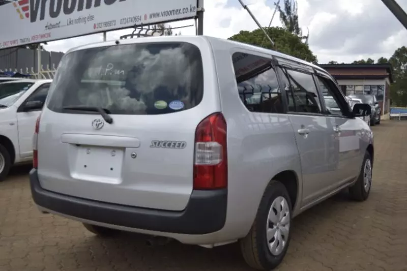 Toyota Succeed    - 2019