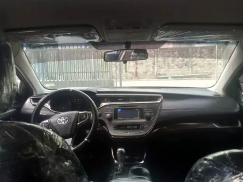 Toyota Avalon   - 2013