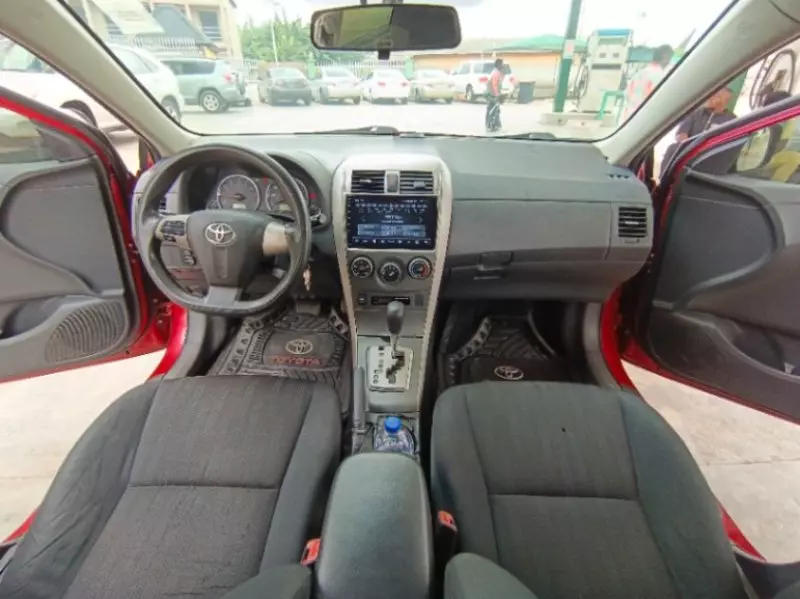 Toyota Corolla Sport   - 2011