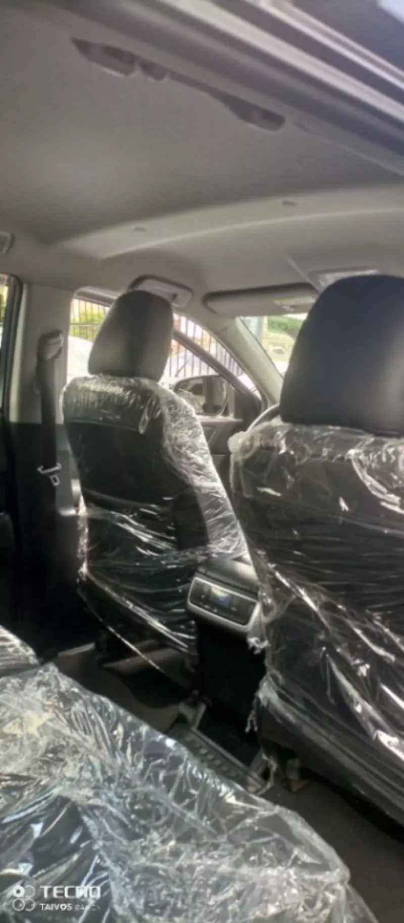 Toyota Highlander   - 2016