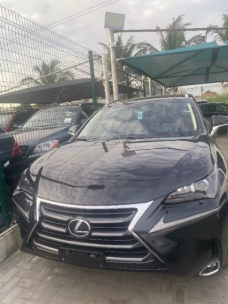 Lexus NX 200T   - 2016