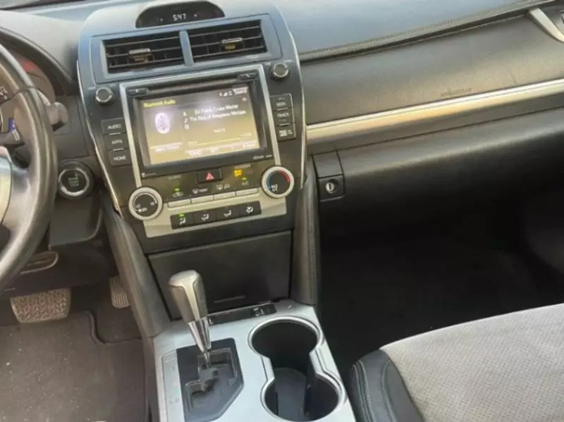 Toyota Camry - 2014