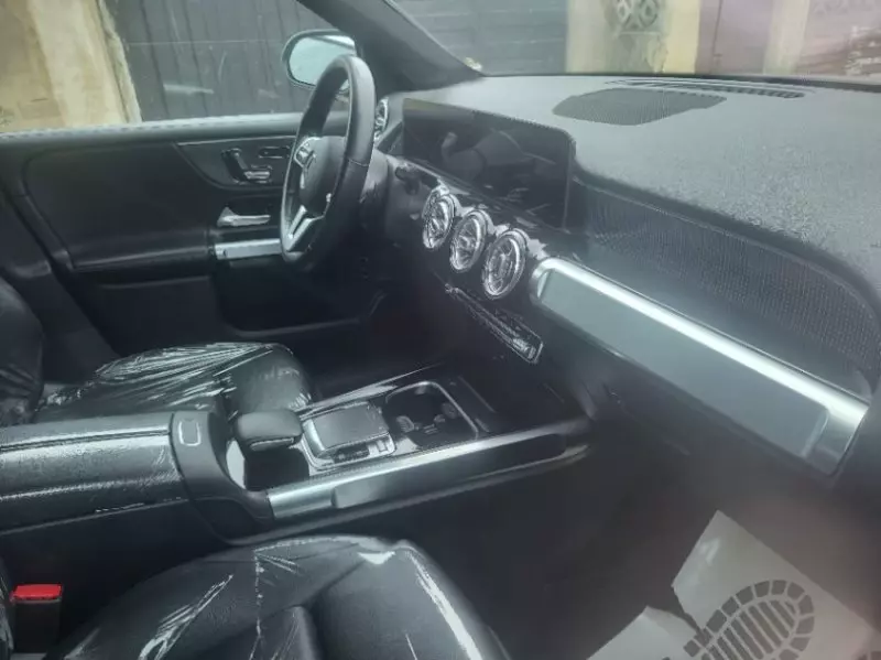 Mercedes-Benz GLB 250   - 2020