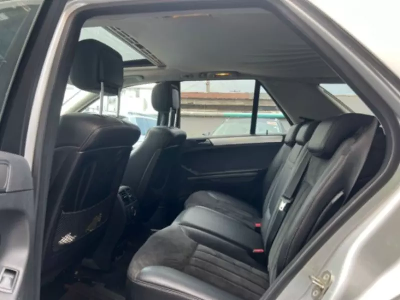 Mercedes-Benz ML 350   - 2006