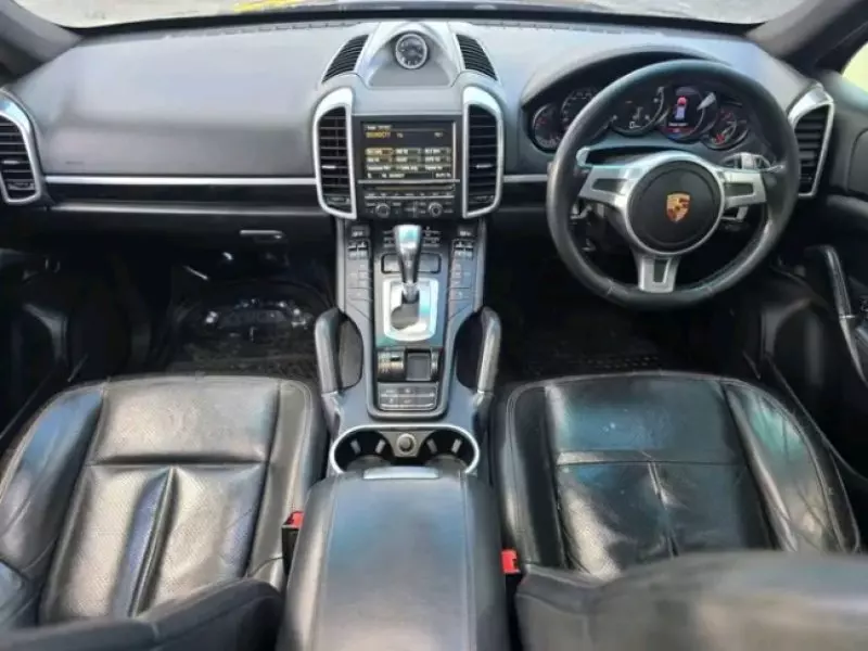 PORSCHE Cayenne   - 2013