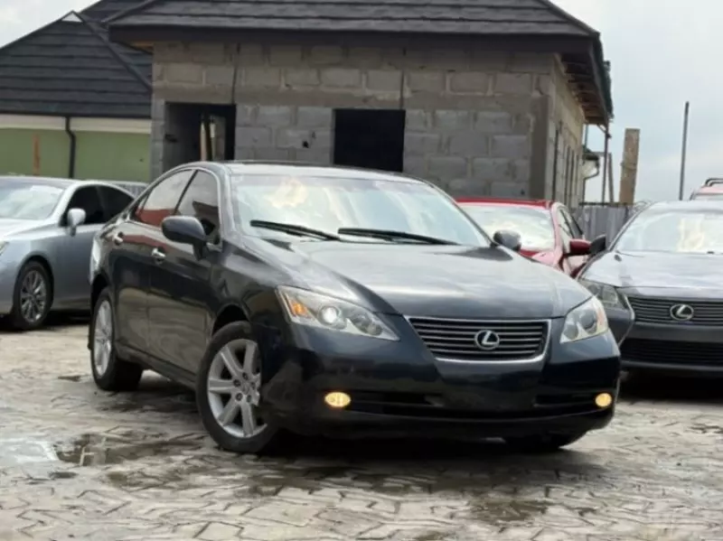 Lexus ES   - 2009