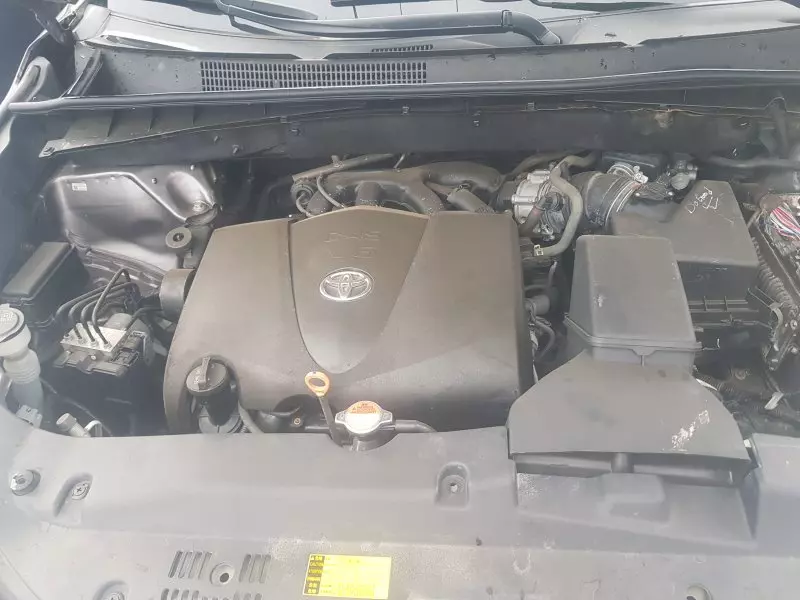 Toyota Highlander   - 2019