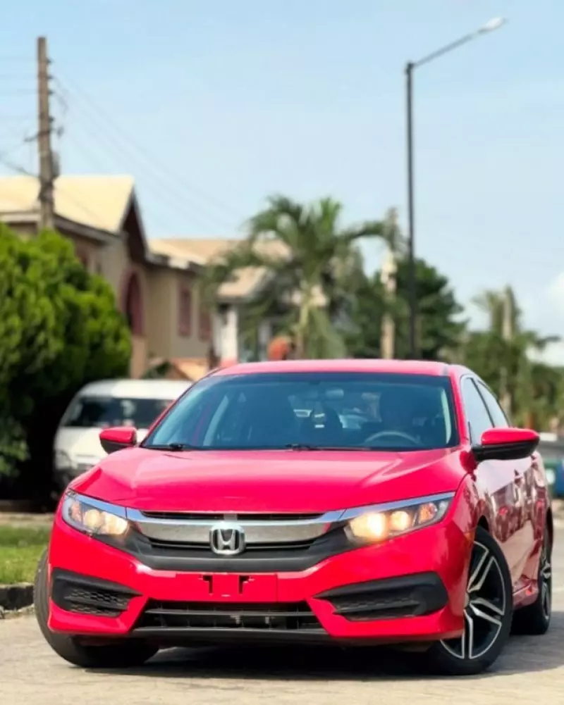 Honda Civic   - 2016