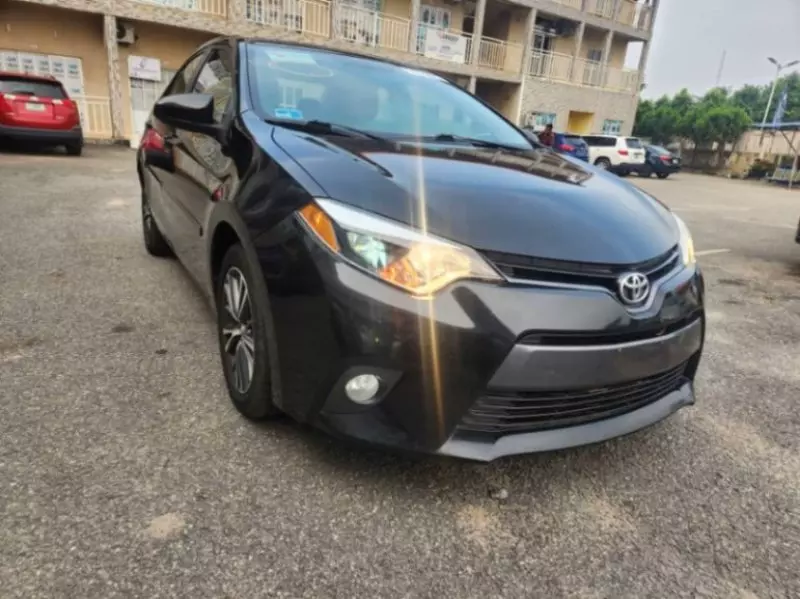 Toyota Corolla - 2016