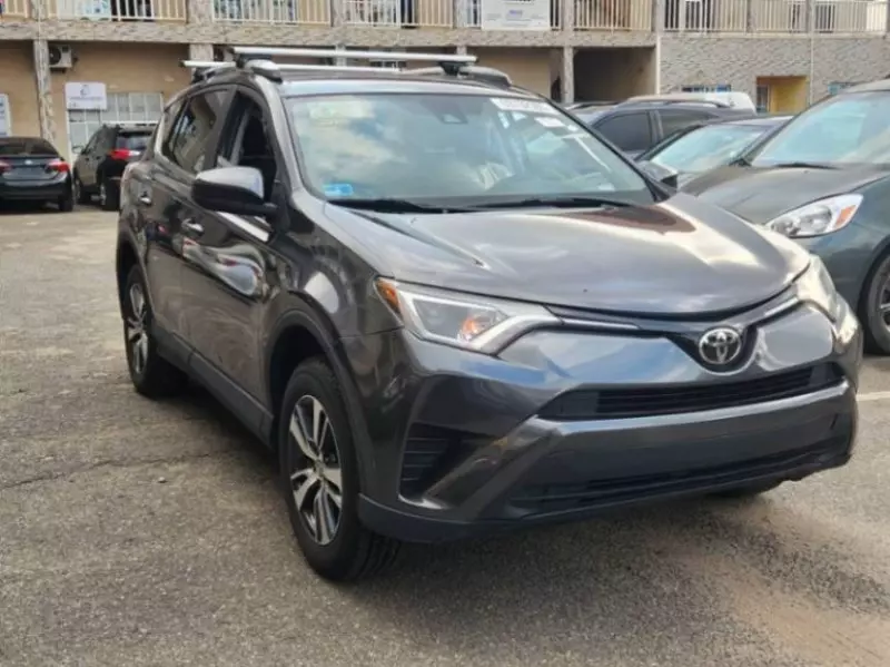Toyota RAV4 - 2018