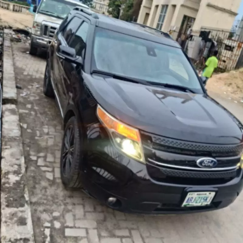 Ford Explorer   - 2014