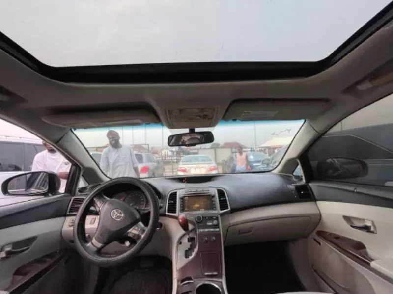 Toyota Venza   - 2013