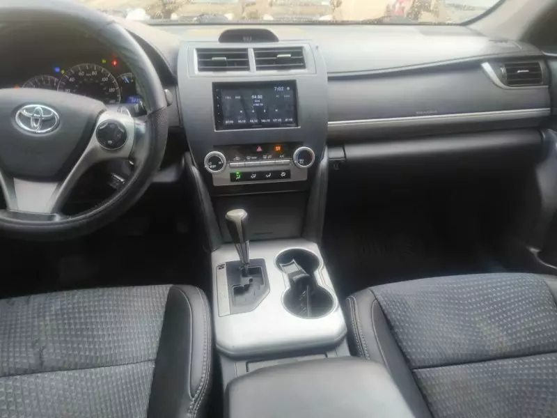 Toyota Camry   - 2014