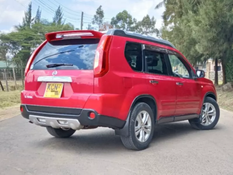 Nissan X-Trail   - 2010