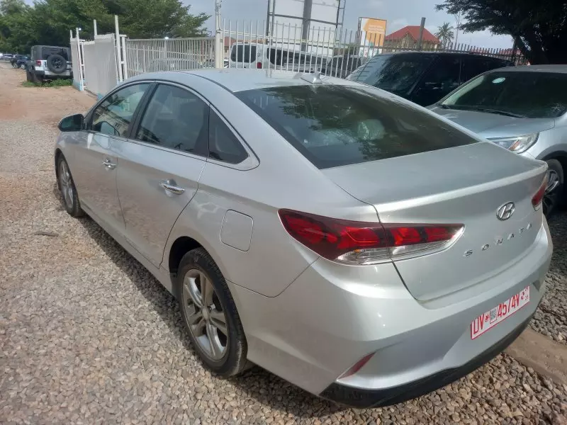 Hyundai Sonata   - 2019