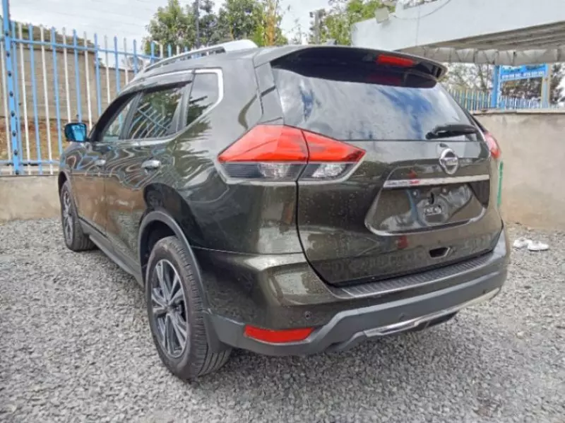 Nissan X-Trail   - 2018