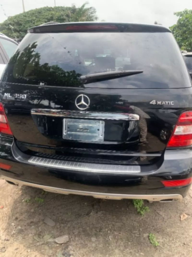 Mercedes-Benz ML 350   - 2010