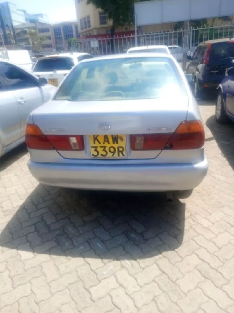 Toyota Sprinter   - 2000