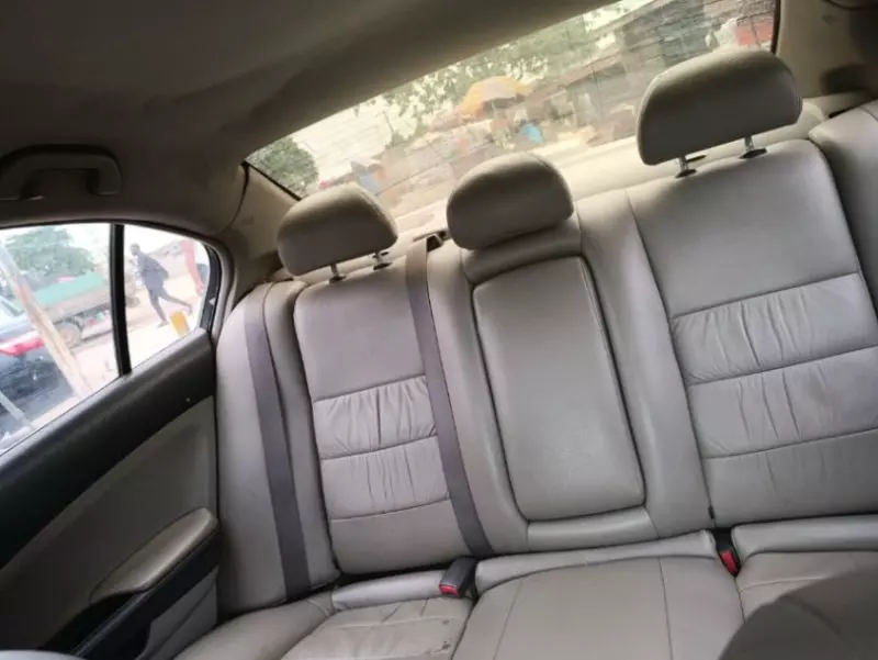 Honda Accord   - 2009