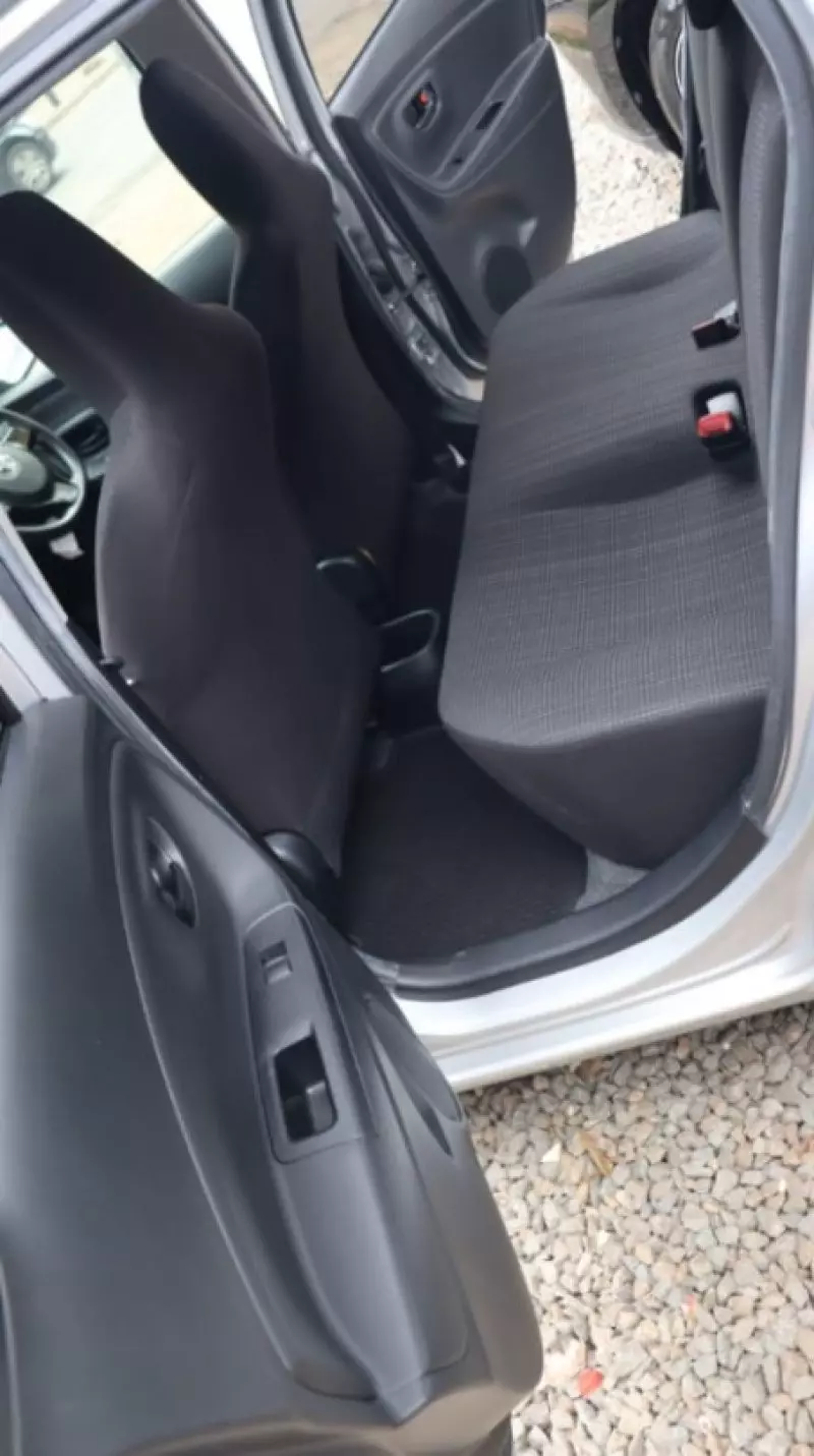 Toyota Vitz   - 2018