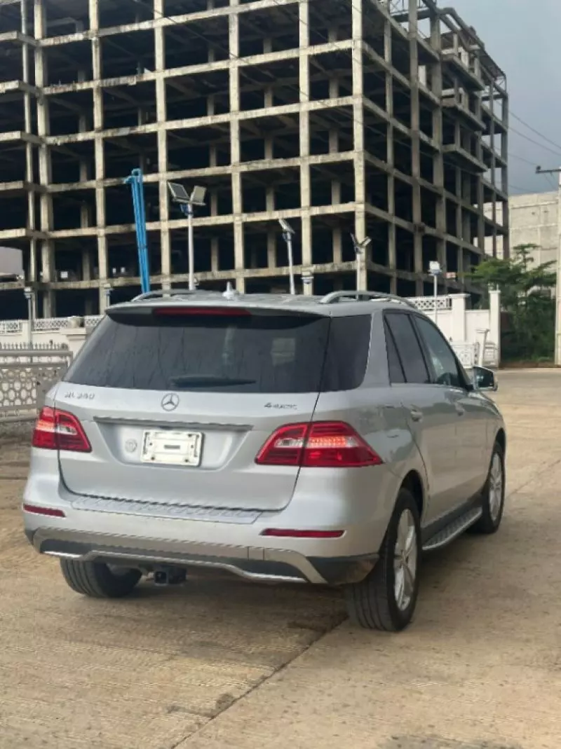 Mercedes-Benz ML 350   - 2013