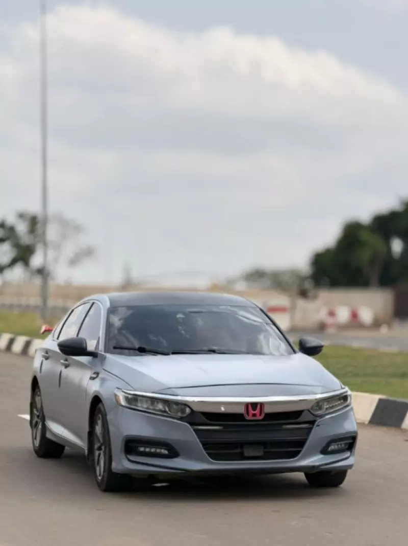 Honda Accord   - 2018