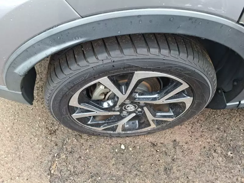 Toyota C-HR   - 2017