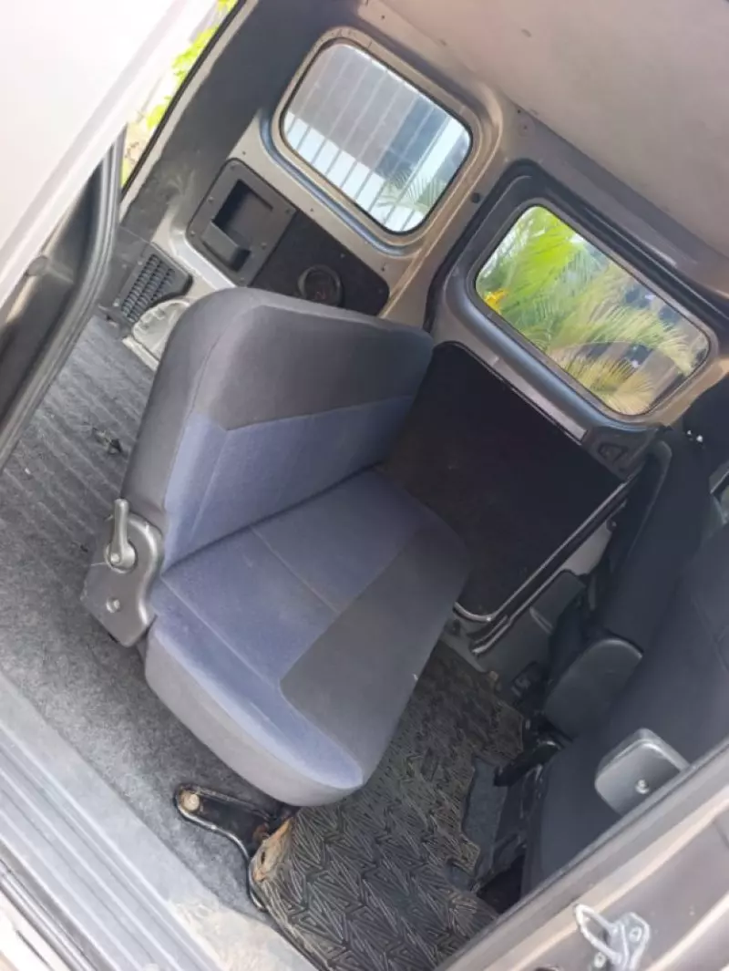 Nissan e-NV200   - 2013