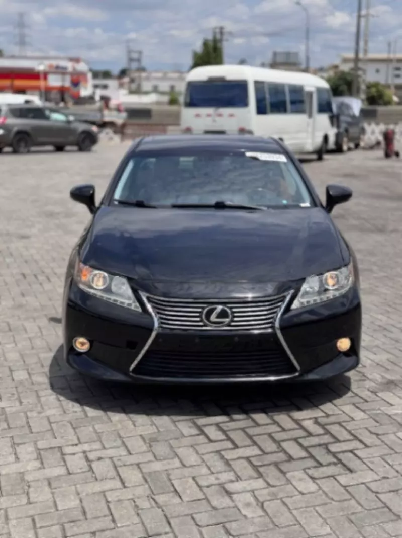 Lexus ES 350   - 2013
