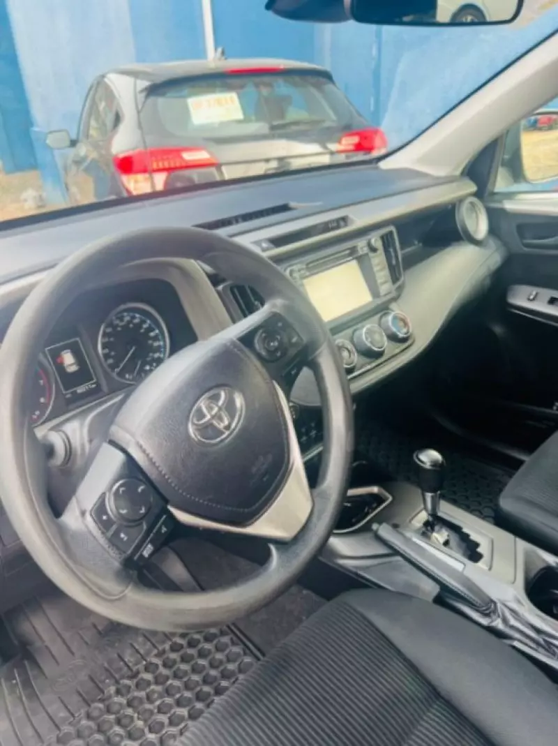 Toyota RAV 4   - 2017