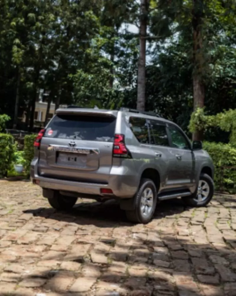 Toyota Landcruiser Prado   - 2019