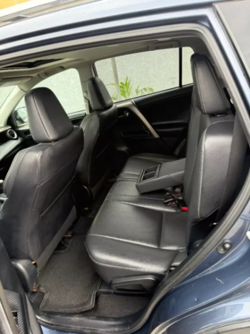 Toyota RAV4   - 2014