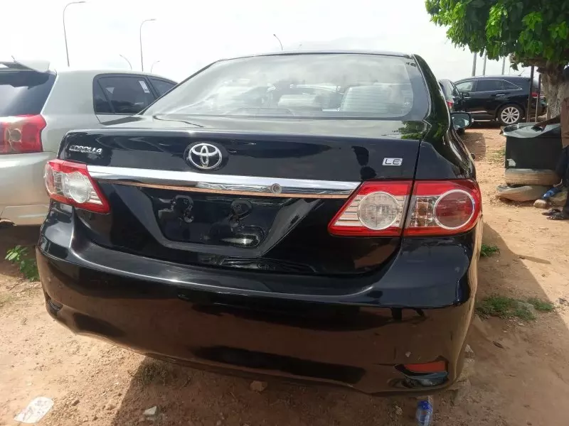 Toyota Corolla   - 2012