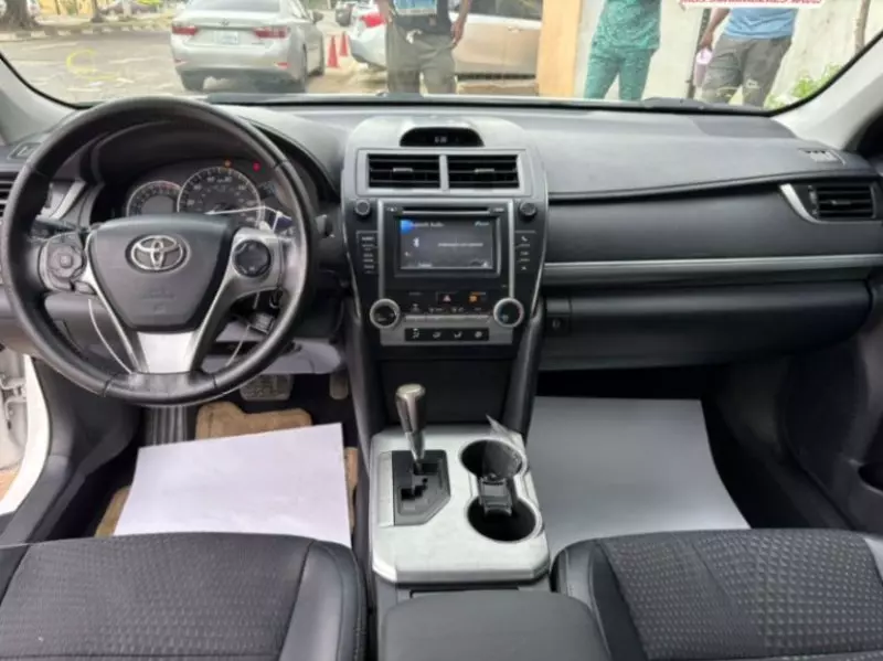 Toyota Camry   - 2012