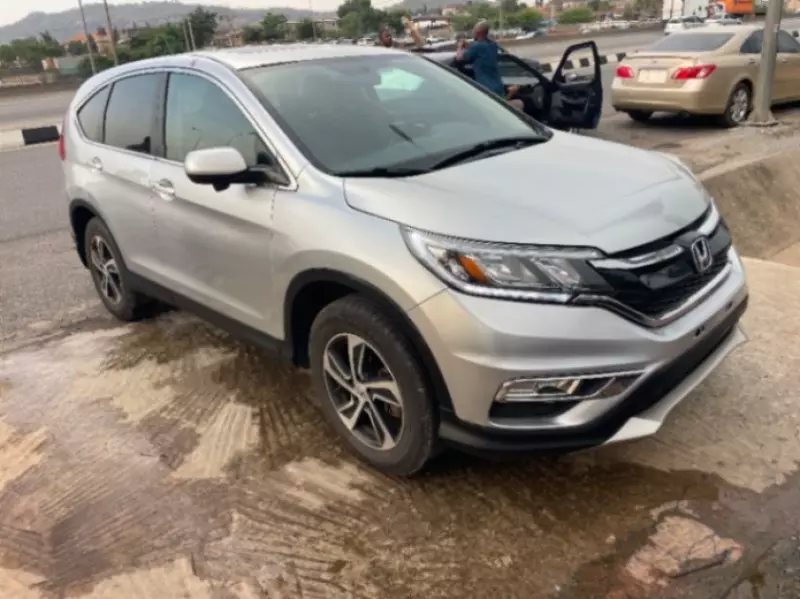 Honda CR-V   - 2016