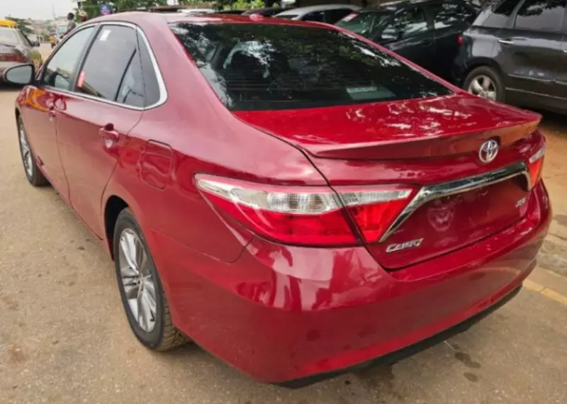 Toyota Camry   - 2015