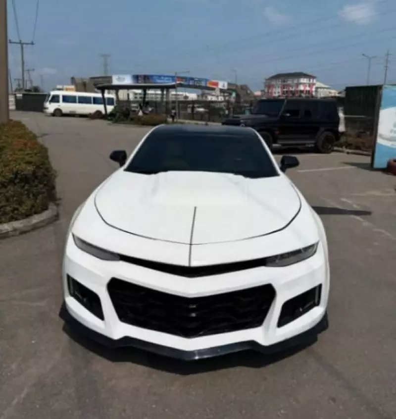 Chevrolet Camaro   - 2016