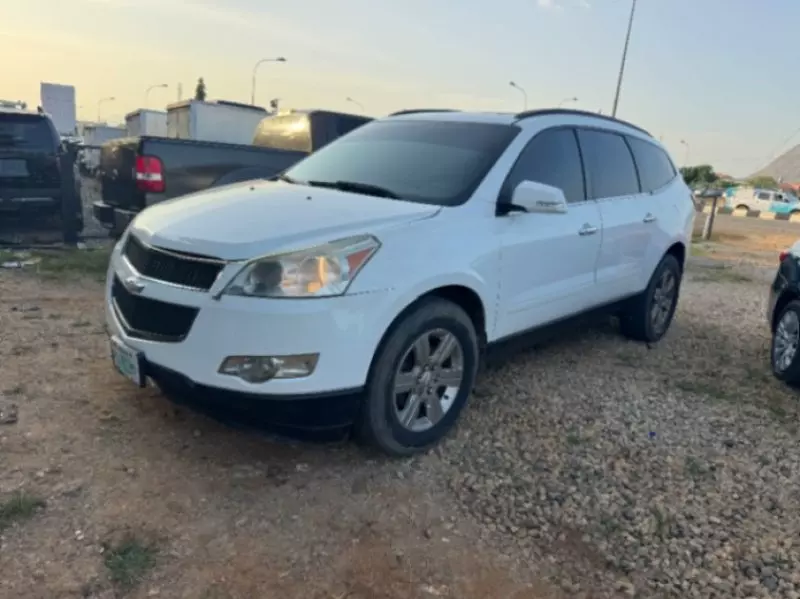 Chevrolet Traverse   - 2012