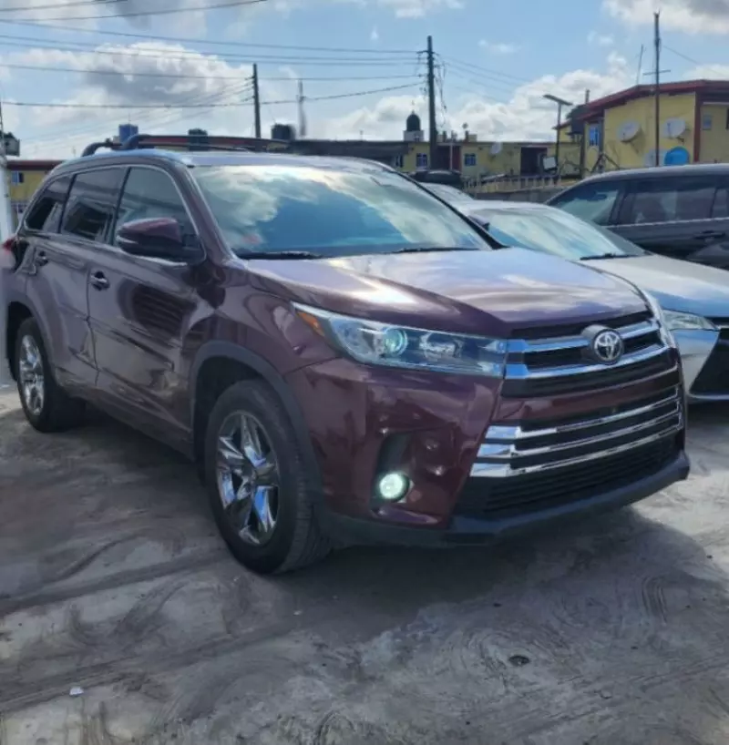 Toyota Highlander   - 2018