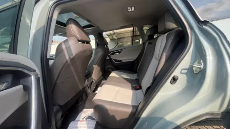 Toyota Rav4   - 2014