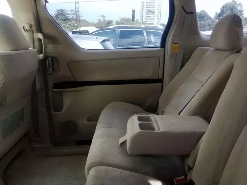 Toyota Alphard   - 2012